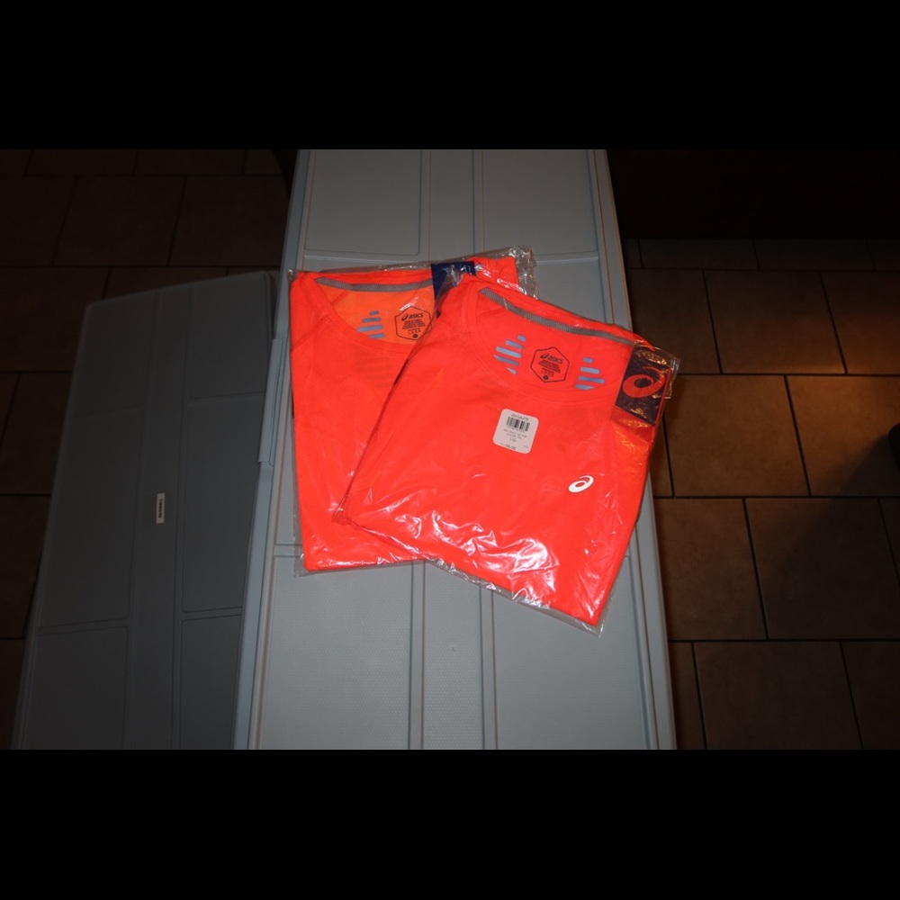 Clothes - Picture 2 of 2